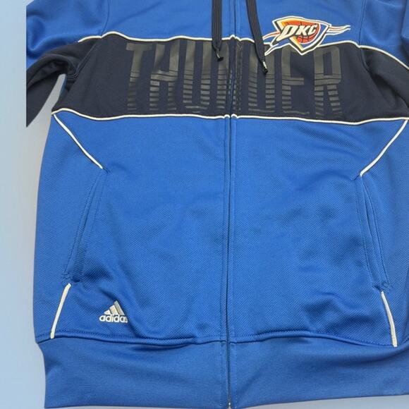 OKC THUNDER Men’s Medium Blue Full Zip Hooded Sweatshirt - Picture 3 of 4